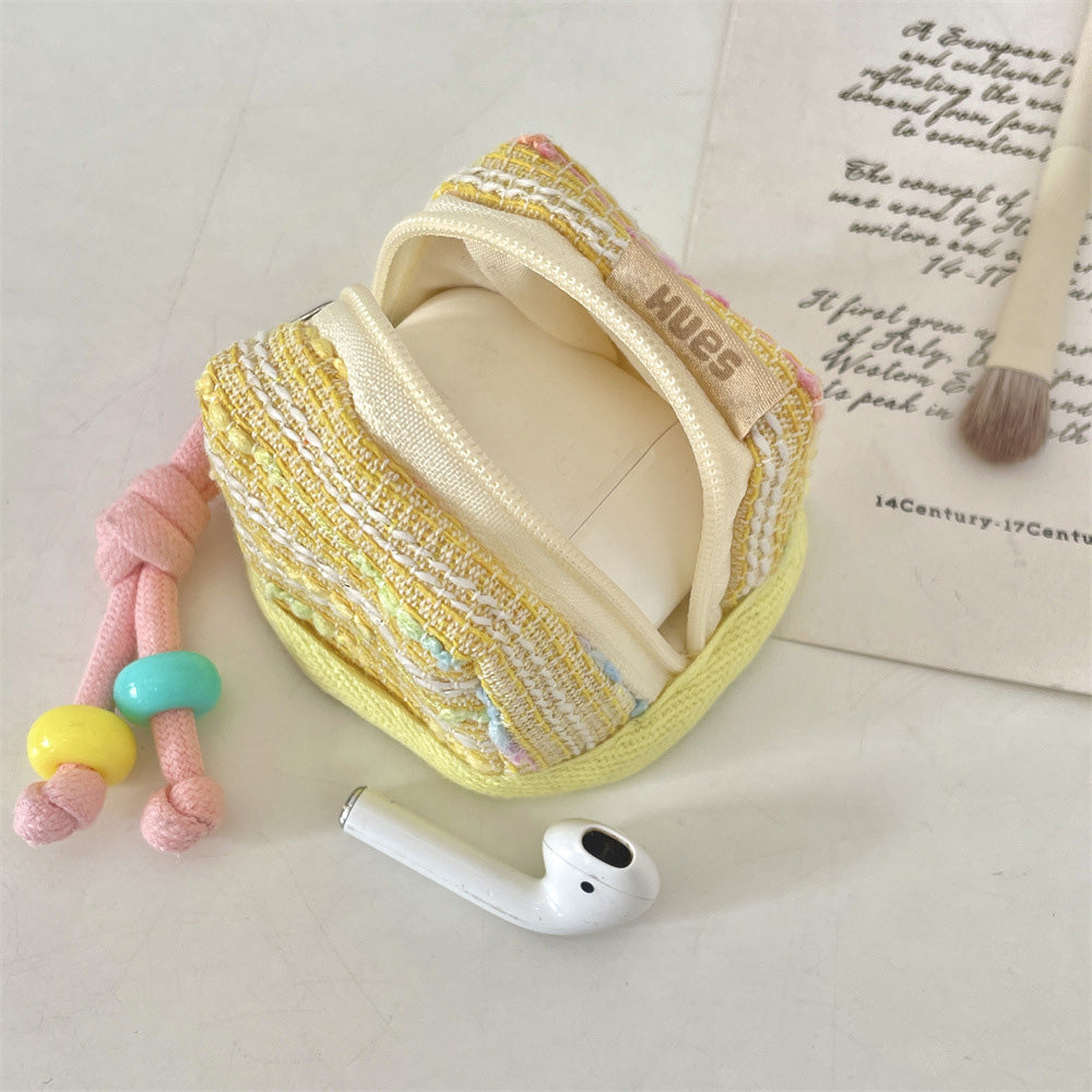 Charming Knitted Style Earphone Cover by Hueslife – Protect Your Earphones in Colorful Style