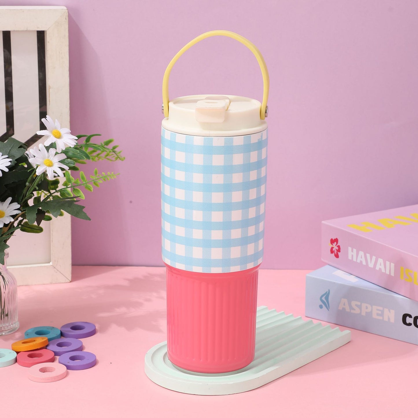 Colorful Checkered Pattern Travel Mug with Portable Silicone Soft Handle and Straw for Mischievous Girl