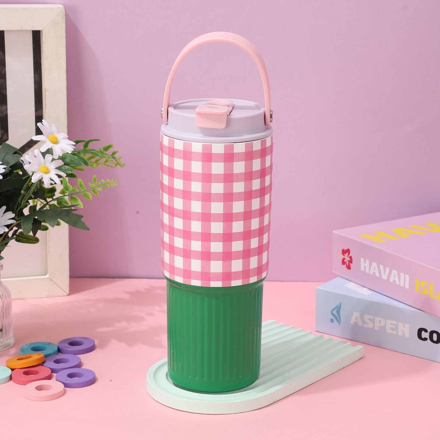 Colorful Checkered Pattern Travel Mug with Portable Silicone Soft Handle and Straw for Mischievous Girl